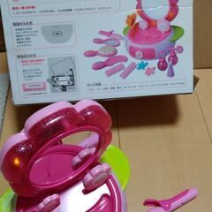 キラキラメロディドレッサー　西松屋