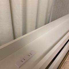 【再掲載】ベッドフレーム ホワイト セミダブルの画像