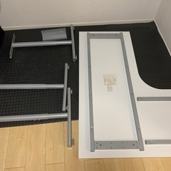 ニトリ　L字机　ホワイトの画像