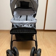 ベビーカー2人乗りの画像