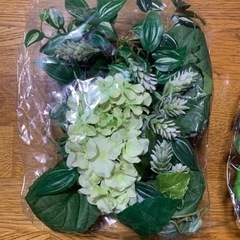 未使用造花の盛りかご3つまとめての画像