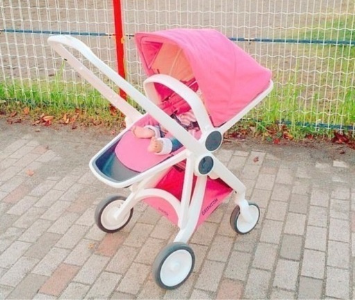 可愛いベビーカー　グリーントム　ピンクのベビーカー　大幅値下げ
