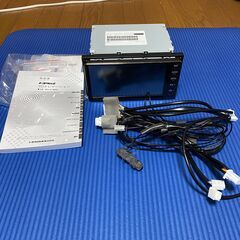 トヨタ純正ナビ NSLN-W68（美品）