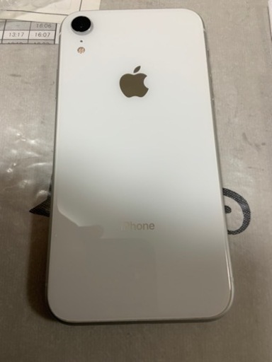 お値下げ　iPhone XR 65GB simフリー　ホワイト　美品