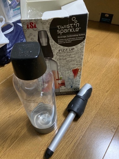 値下げ！水を炭酸水にするやつ　ツイスパソーダ