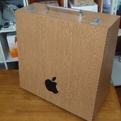 【マニアック】アップル　コンピューター　の箱？ ♦無人引き渡しシステム24時間対応商品 の画像