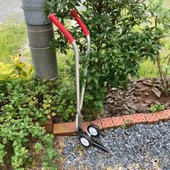 【中古】車輪付き草刈りはさみ