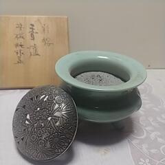 蘇山　袴腰香炉 香炉 青磁　純銀蓋　共箱あり　古美術　骨董品の画像