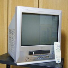 SHARP ﾌﾞﾗｳﾝ管ﾃﾚﾋﾞﾃﾞｵ(17ｲﾝﾁ)[VT-17FL5]とBUFFALO ﾃﾞｼﾞﾀﾙﾁｭｰﾅｰ[DTV-S110]のセットの画像