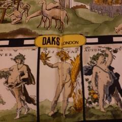 DAKS　スカーフ　ホロスコープ⭐の画像