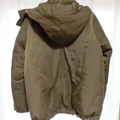 【洗える】anyFAM ソロナファイバー 中綿ジャケット カーキ　Mサイズの画像