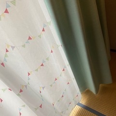 カーテン2枚セット美品おしゃれの画像