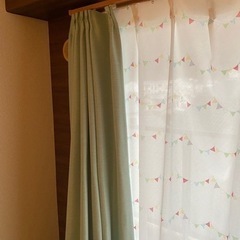 カーテン2枚セット美品おしゃれの画像