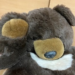 サンアンドスター　巨大テディベア　ぬいぐるみ　ツキノワグマの画像