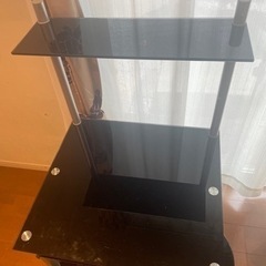 強化ガラス　パソコンデスクの画像