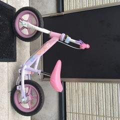 【差し上げます】子ども用ストライダー　プリンセス
