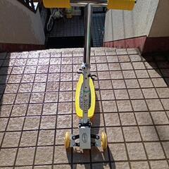 子供用　キックボード　スクーター
