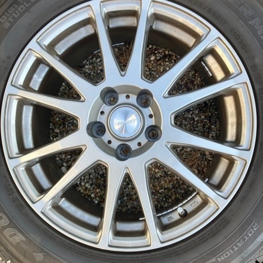 スタッドレス　DUNLOP ウィンターマックス225 65 R17