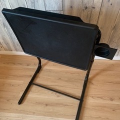 折りたたみ式作業デスクの画像