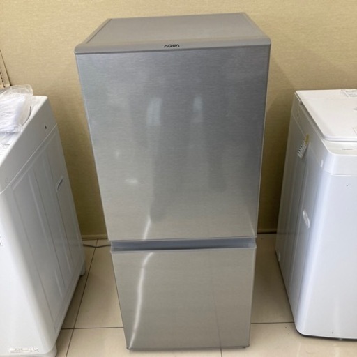 HJ162 【中古】AQUA 22年製　冷凍冷蔵庫　AQR-13M(S)