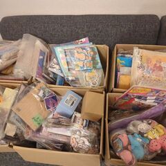 アニメグッズ　超大量処分　その２　転売用