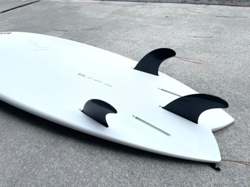 【交渉中。キャンセル待ちのみ受付】torq surfboards 6’6 ft (明日1/28お引き取りできる方）