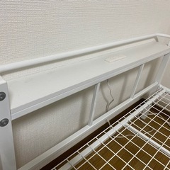 シングルベッドフレームの画像