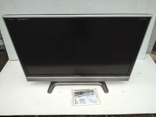 シャープ　46型　液晶テレビ　売ります。