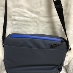 新品IKET I ショルダーバックの画像