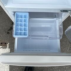 三菱冷凍冷蔵庫（家庭用）ＭＲ－Ｐ１５ＥＦ 2021年製　　中古品 三菱冷凍冷蔵庫（家庭用）MR－P15EF 2021年製 中古品 三菱電機