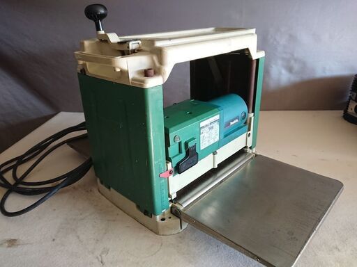 ★マキタ自動カンナ2012NB（切削幅：304mm）動作良好100V★