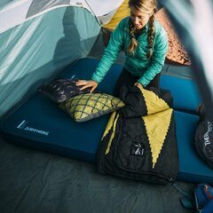 【定価3080円⇒1520円】THERMAREST コンプレッシブルピロー S デニムの画像