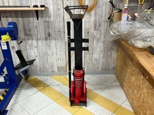 大幅値下しました！　暖炉をお持ちの方にお勧め！　手動油圧式薪割り機 ログスプリッター