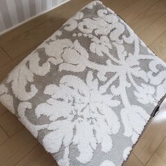 【美品】クッション性あり ラグ 200×250