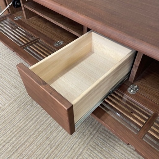 【超美品‼️】定価59,900円♪ 現行モデル ニトリ 150cm幅ローボード《レッタ150MBR》 テレビ台 ミドルブラウン♪