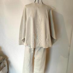 ティティベイトのニットセットアップ差し上げますの画像