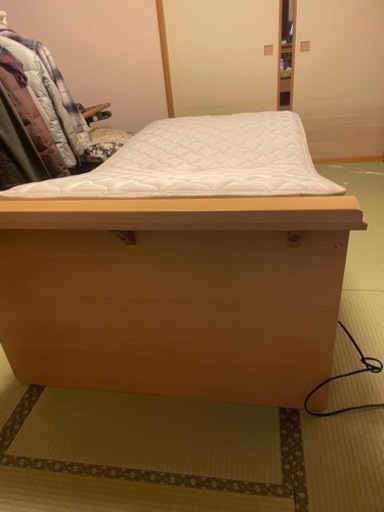 電動ベッド（美品）