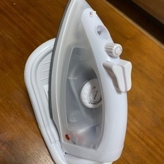 アイロン　箱無し　ほぼ新品