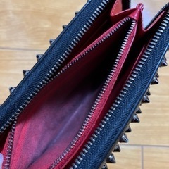 ルブタン財布の画像