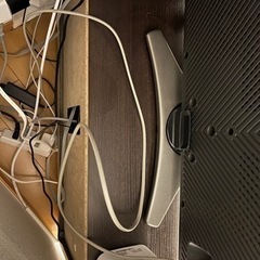 無料で譲ります。コンパクトなテレビ台。の画像