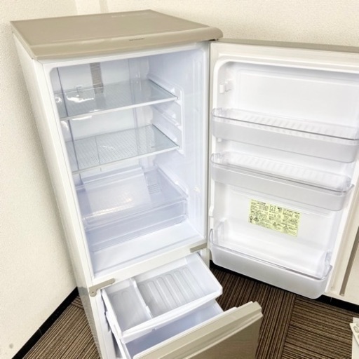 激安‼️付け替えどっちでもドア 16年製 167L SHARP2ドア冷蔵庫SJ-C17C-N? 