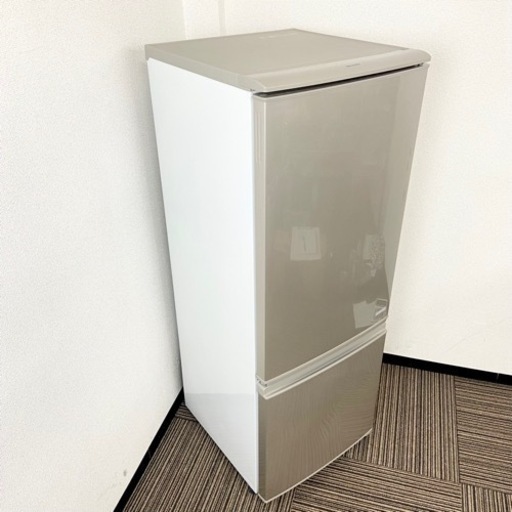 激安‼️付け替えどっちでもドア 16年製 167L SHARP2ドア冷蔵庫SJ-C17C-N? 