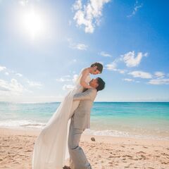 【時給1,000円】ウェディングドレスのフィッティングスタッフ募集【未経験OK】 の画像