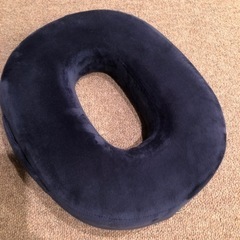 ドーナツクッション