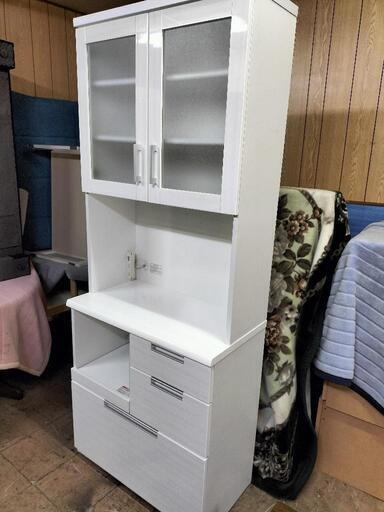 只今、商談中となっております。ニトリ（NITORI)　キッチンレンジボード ホワイト 幅80cm   USED品
