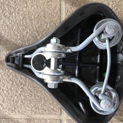 自転車のサドルの画像