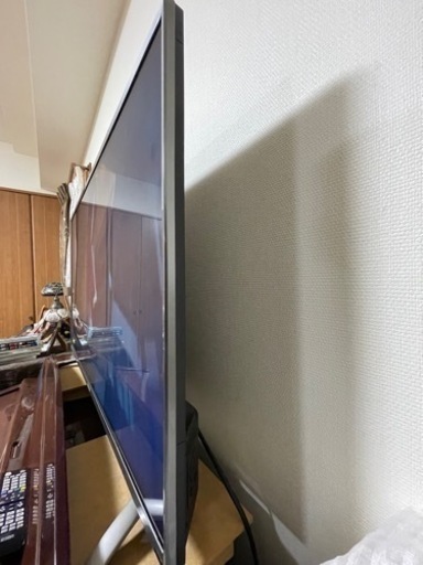 液晶テレビ