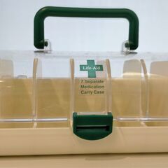 【中古品】薬整理ケース　薬仕分け箱　ピルケース　薬管理ケース