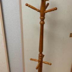 ハンガーラックの画像