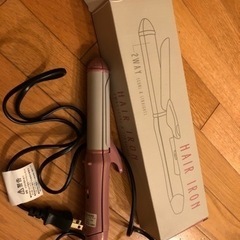 取引中【美品✨未使用に近い状態】ヘアアイロン